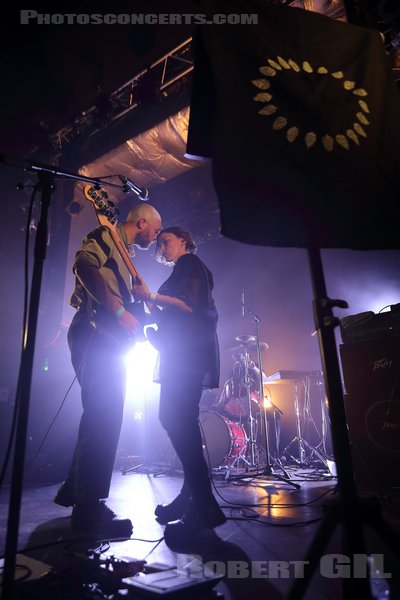 ESBEN AND THE WITCH - 2023-05-29 - PARIS - Petit Bain - Rachel Anna Davies - Daniel Copeman - Thomas Fisher